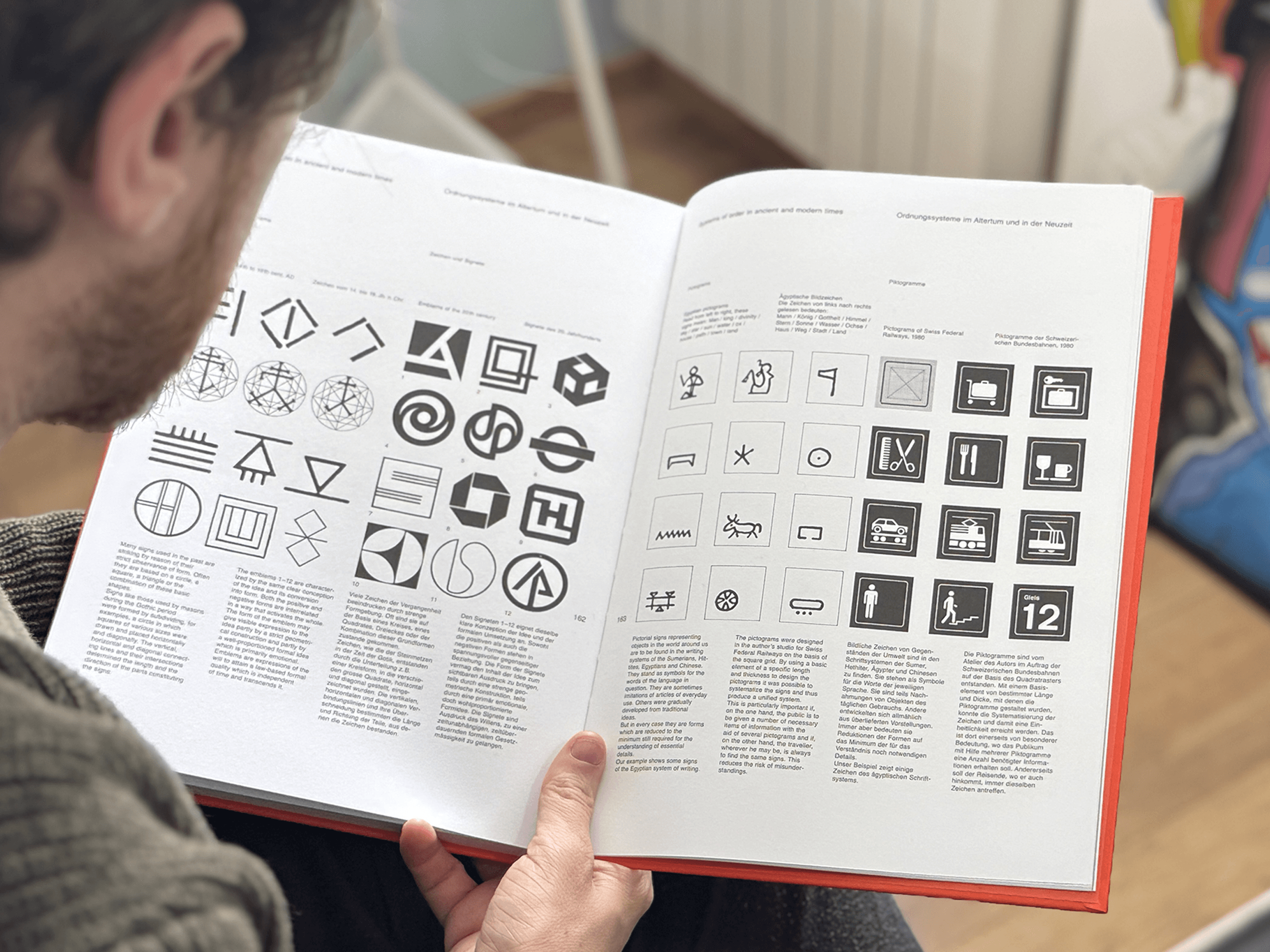 Recherche d’inspiration en design graphique et direction artistique